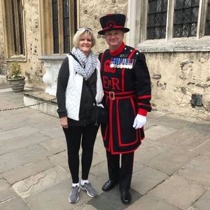 Meet your Posher, Donna